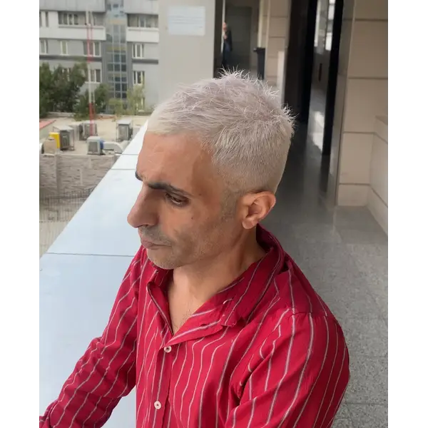 رنگ مو یخی مردانه