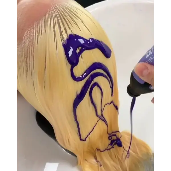 شامپو بنفش یا سیلور یا ضدزردی