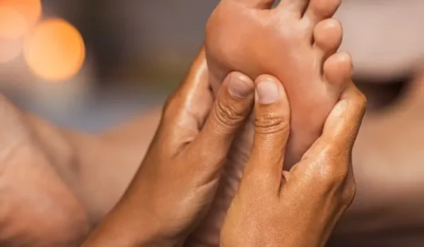 ماساژ پا آقایان