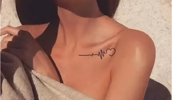 تاتو روی ترقوه دخترانه